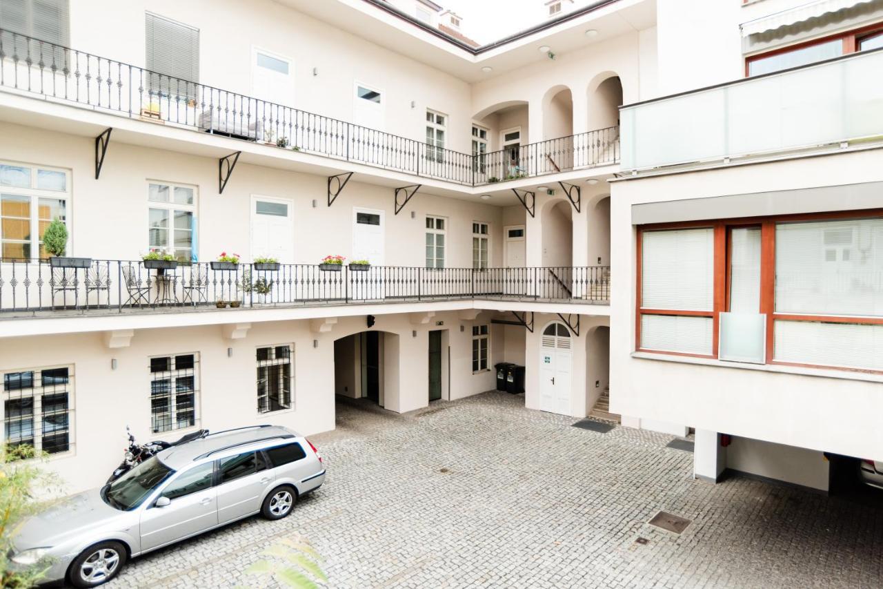 Apartment Gesse Kollarova Praga Esterno foto